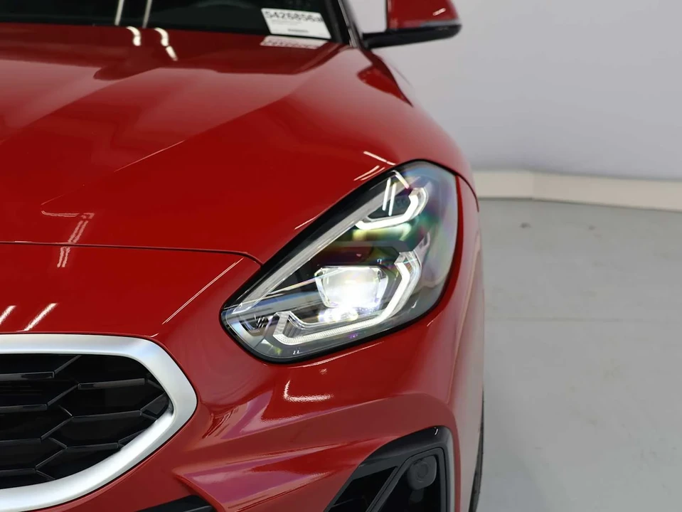 2023 BMW Z4 - Image 5 of 24