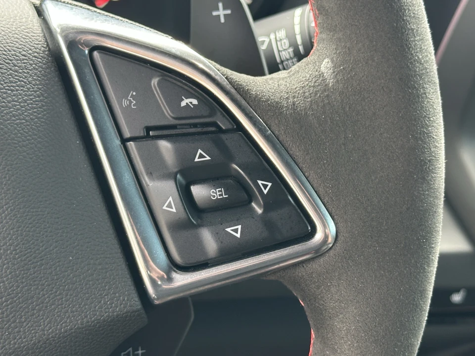 2023 Chevrolet Camaro ZL1 6th Gen - Image 21 of 31