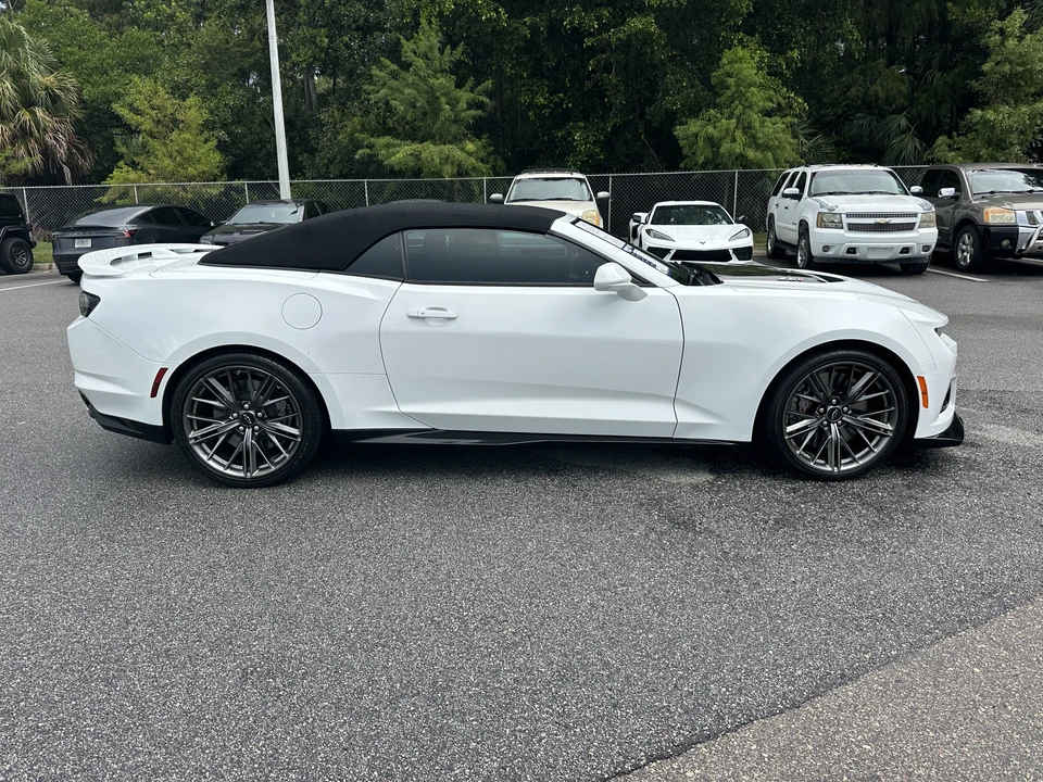 2023 Chevrolet Camaro ZL1 6th Gen - Image 10 of 31