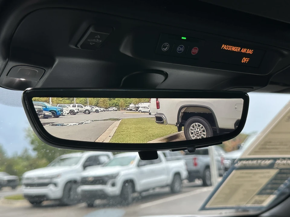 2023 Chevrolet Camaro ZL1 6th Gen - Image 28 of 31