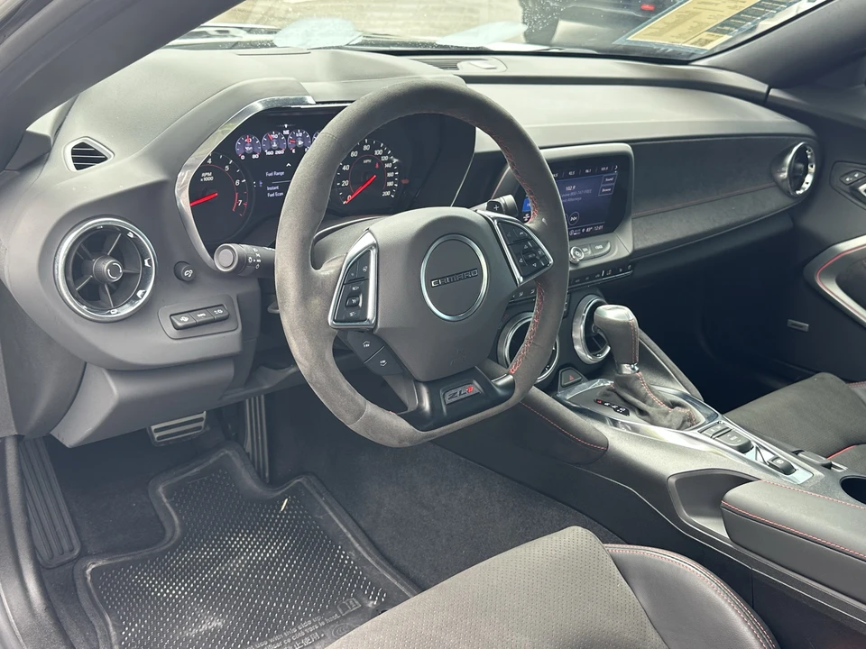2023 Chevrolet Camaro ZL1 6th Gen - Image 16 of 31