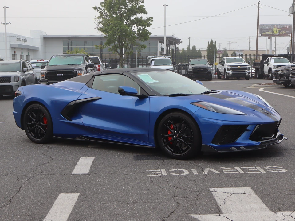 2023 Chevrolet Corvette C8 - Image 2 of 31