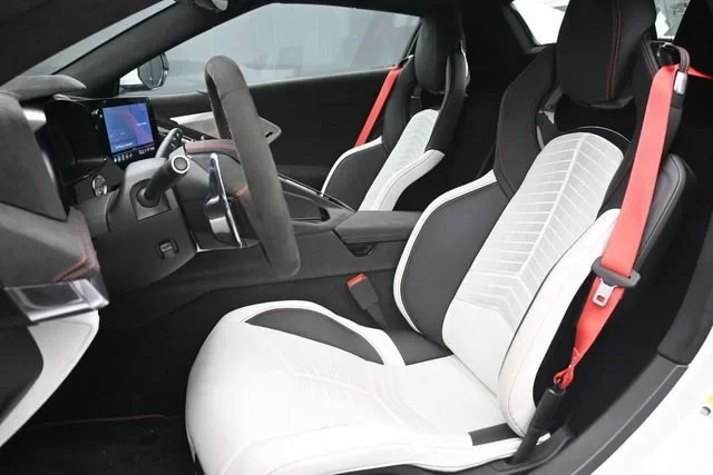 2023 Chevrolet Corvette C8 - Image 10 of 31