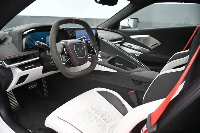 2023 Chevrolet Corvette C8 - Image 11 of 31