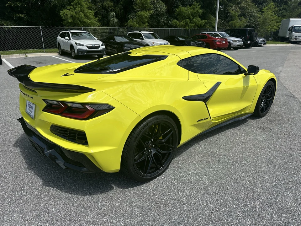 2023 Chevrolet Corvette C8 Z06 - Image 9 of 31