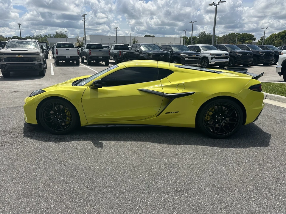 2023 Chevrolet Corvette C8 Z06 - Image 6 of 31