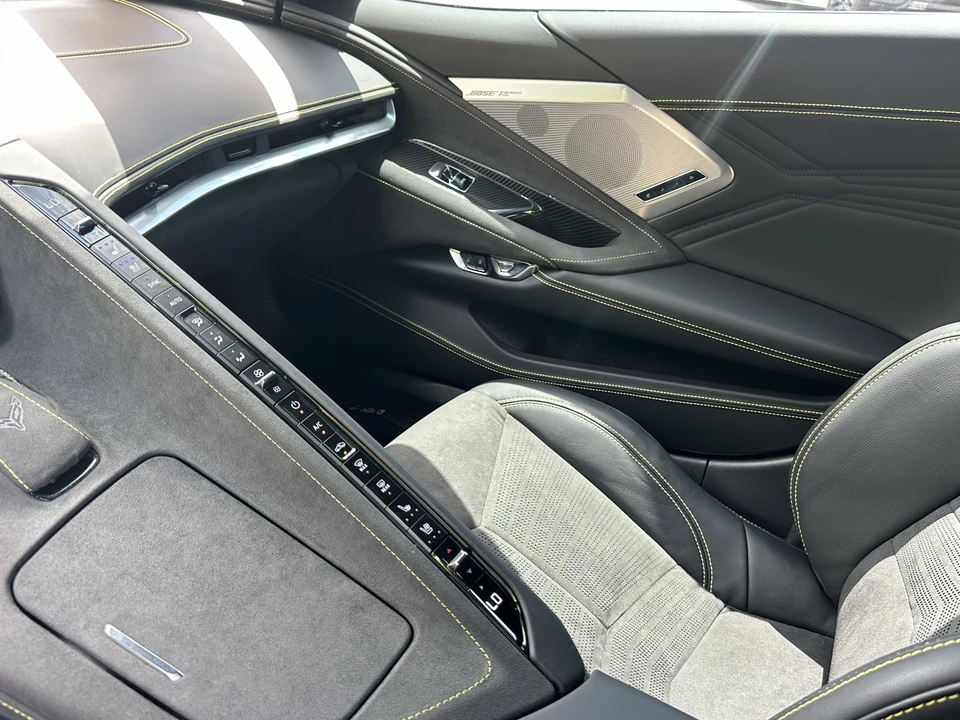 2023 Chevrolet Corvette C8 Z06 - Image 25 of 31