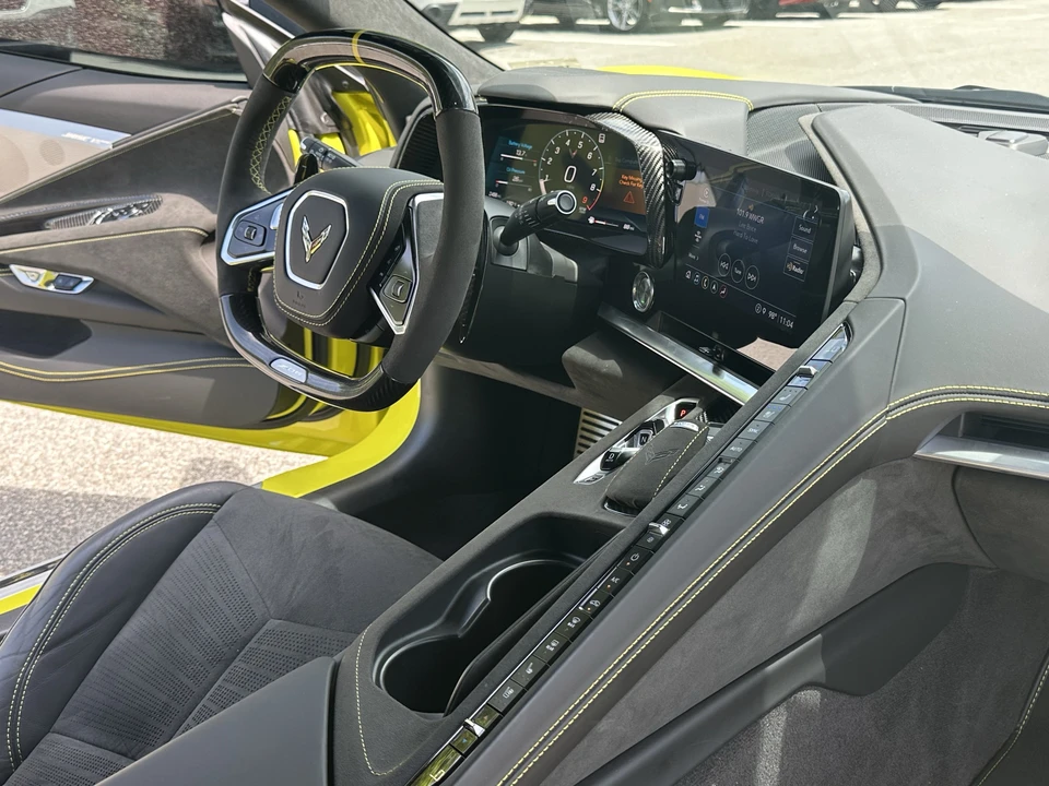 2023 Chevrolet Corvette C8 Z06 - Image 17 of 31