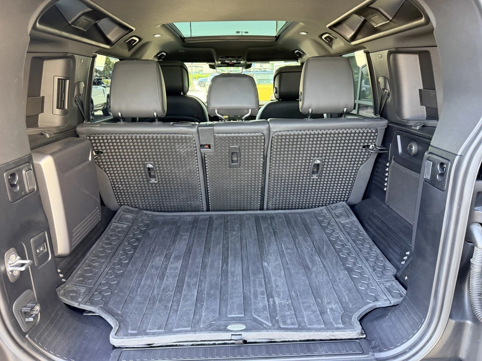 2023 Land Rover Defender L663 - Image 22 of 26