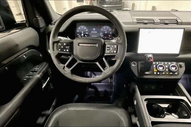 2023 Land Rover Defender L663 - Image 4 of 31