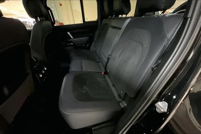 2023 Land Rover Defender L663 - Image 14 of 31