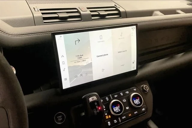 2023 Land Rover Defender L663 - Image 21 of 31