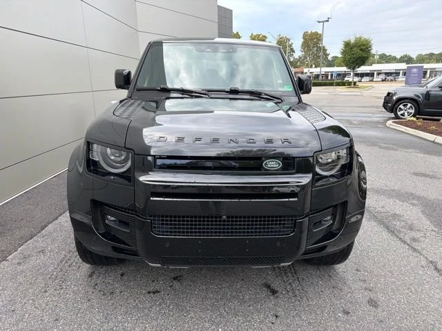 2023 Land Rover Defender V8 - Image 6 of 10