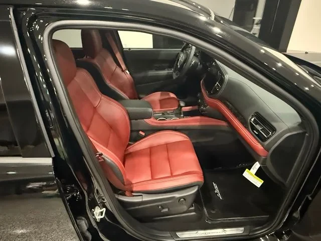 2023 Dodge Durango SRT Hellcat 3rd Gen - Image 17 of 23