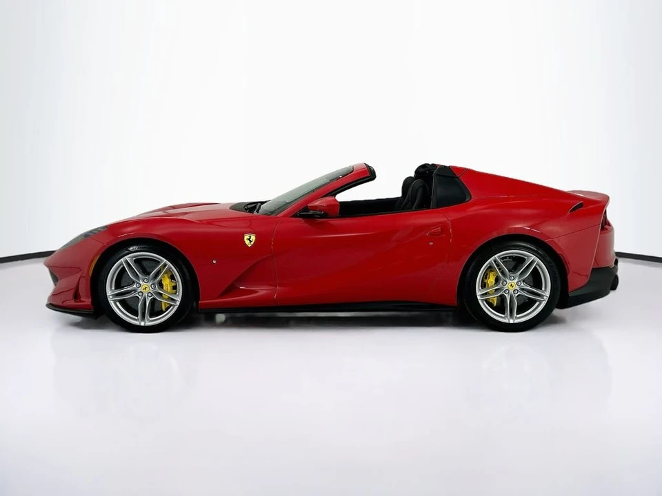 2023 Ferrari 812 GTS - Image 8 of 31