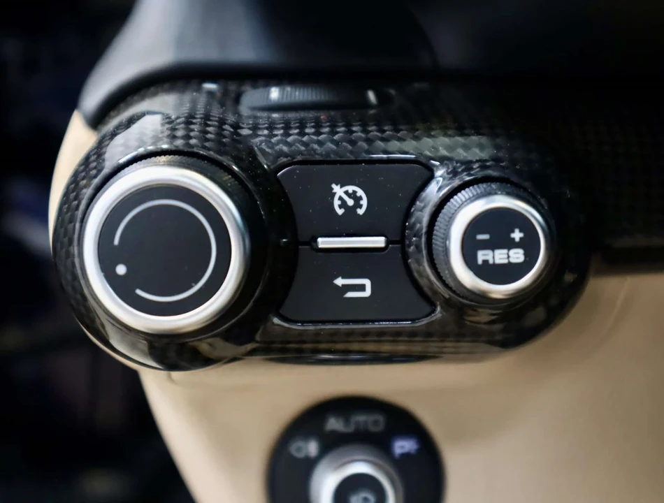 2023 Ferrari 812 GTS - Image 22 of 31