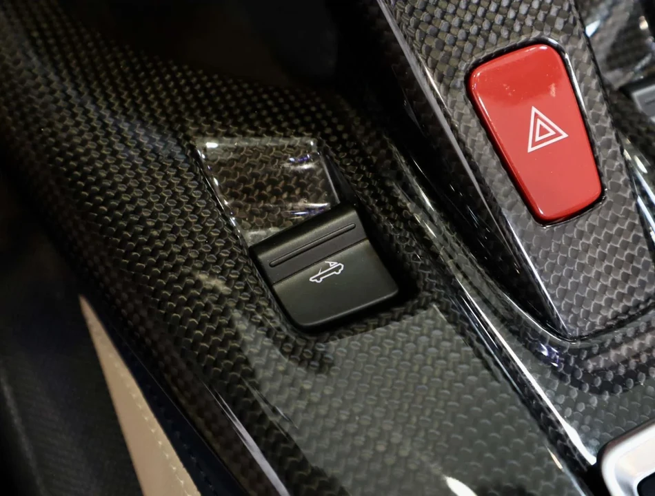 2023 Ferrari 812 GTS - Image 30 of 31