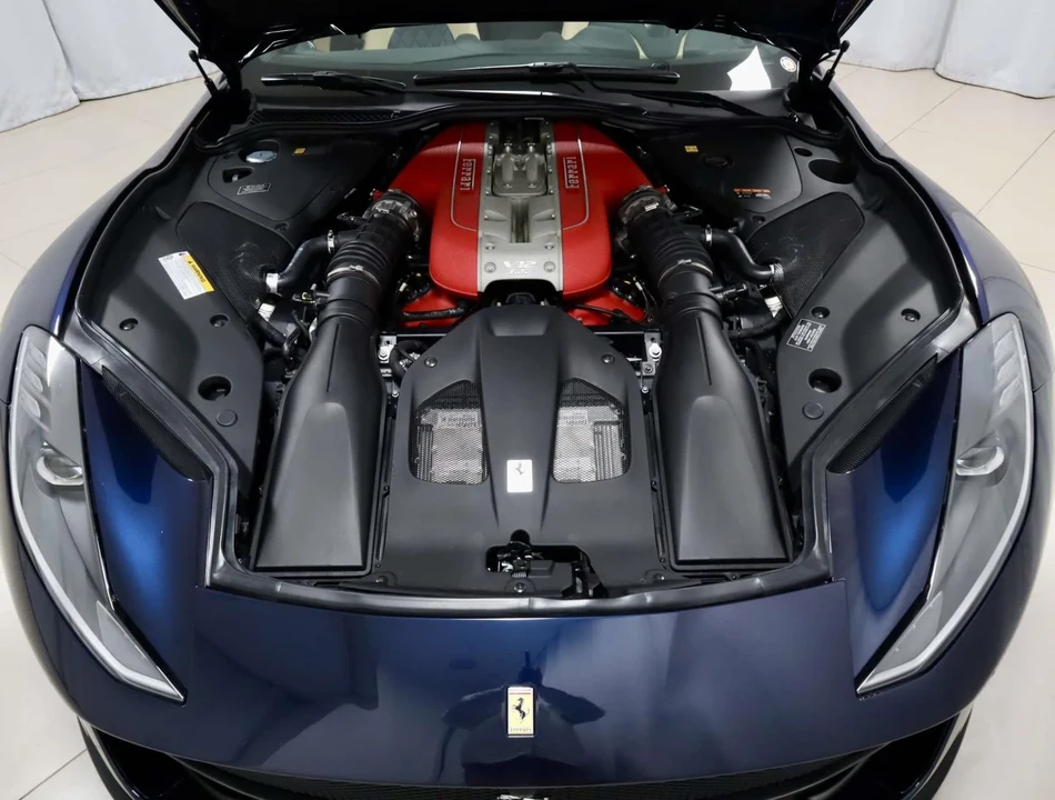 2023 Ferrari 812 GTS - Image 10 of 31