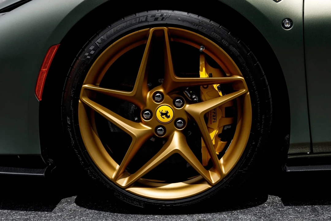 2023 Ferrari F8 Spider - Image 15 of 31
