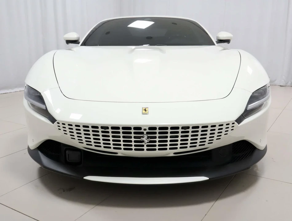 2023 Ferrari Roma - Image 8 of 31