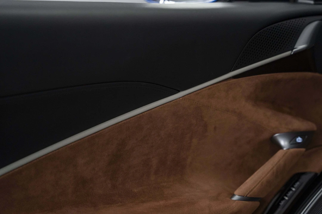 2023 Ferrari Roma - Image 19 of 31