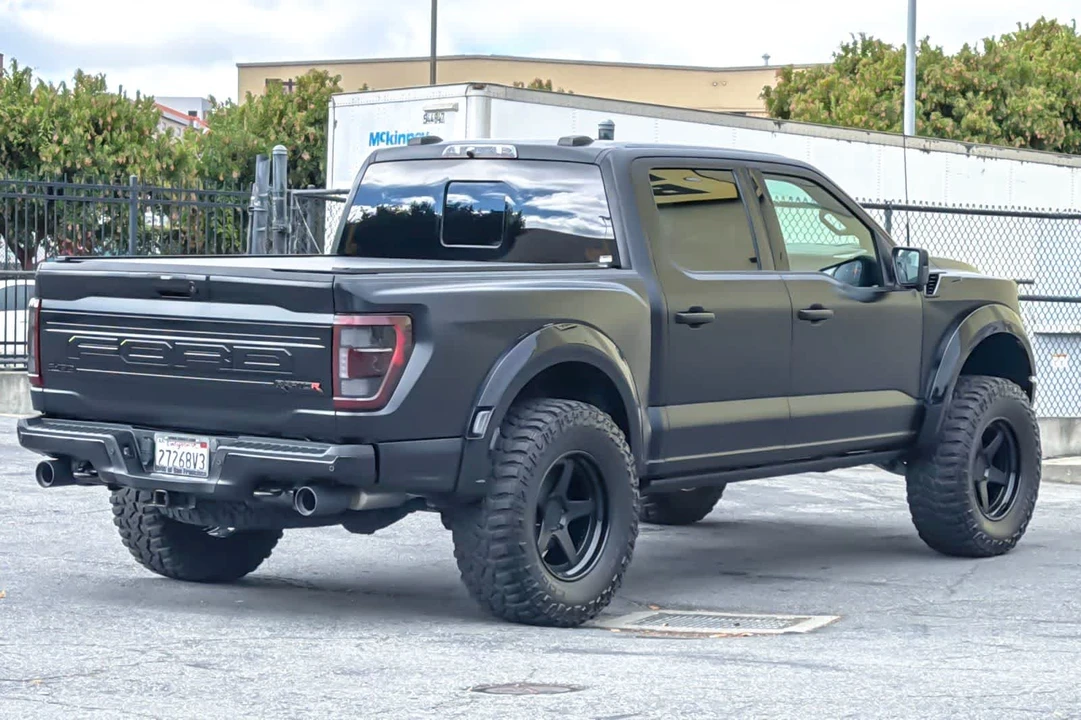 2023 Ford F-150 Raptor 14th Gen - Image 2 of 29