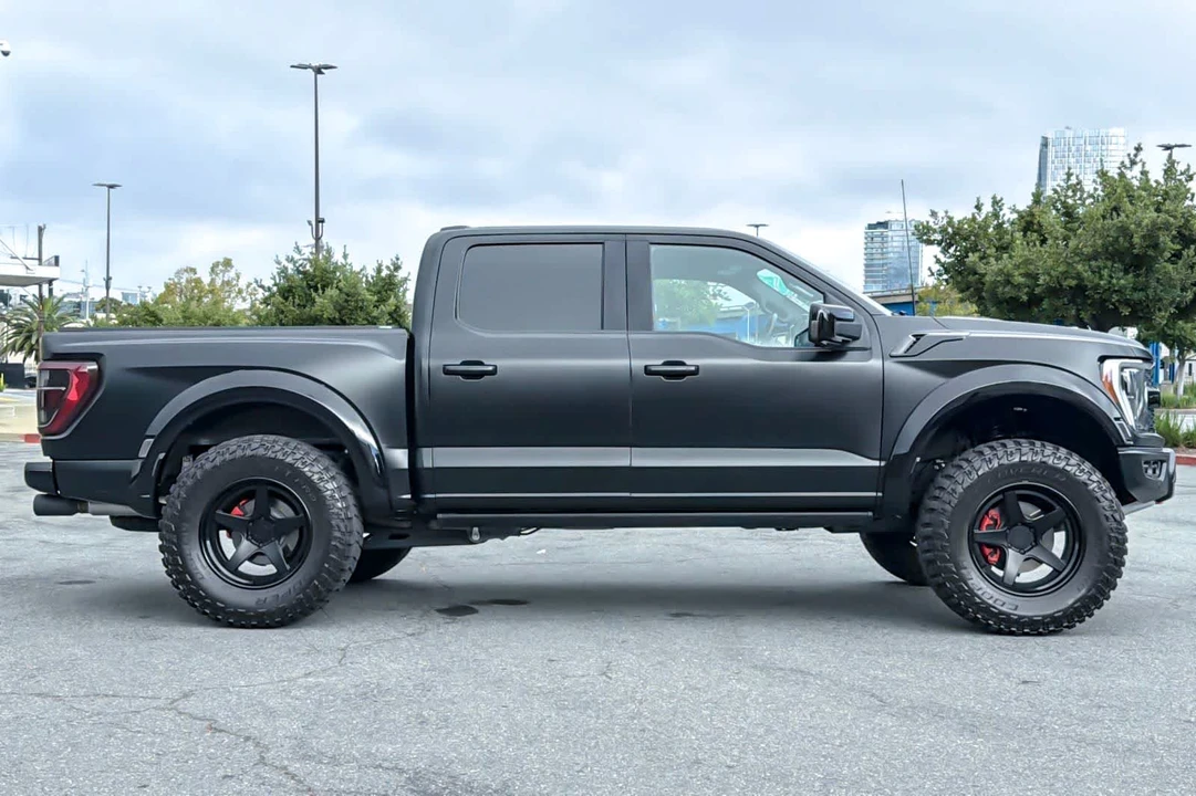 2023 Ford F-150 Raptor 14th Gen - Image 8 of 29