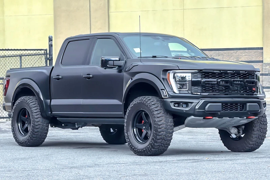 2023 Ford F-150 Raptor 14th Gen - Image 9 of 29