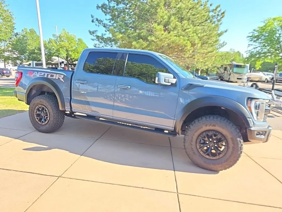 2023 Ford F-150 Raptor 14th Gen - Image 16 of 31