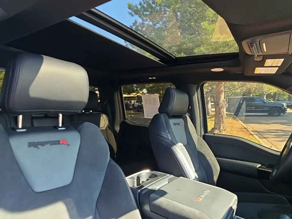 2023 Ford F-150 Raptor 14th Gen - Image 18 of 31