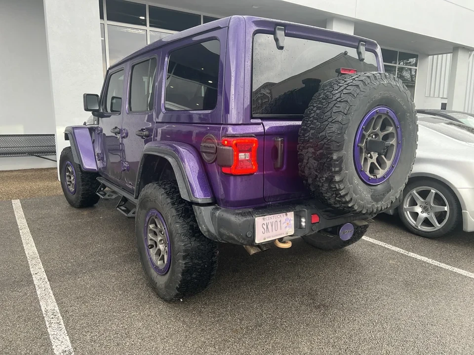 2023 Jeep JL Wrangler - Image 7 of 10