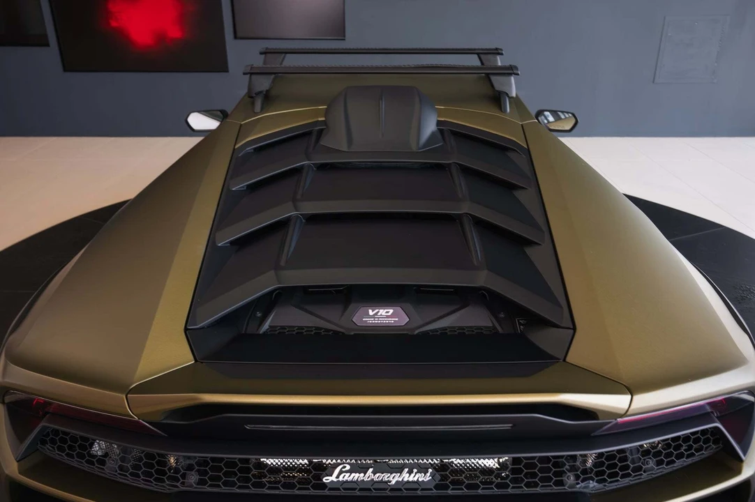 2023 Lamborghini Huracan Sterrato - Image 6 of 31