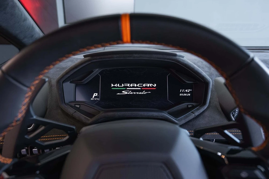 2023 Lamborghini Huracan Sterrato - Image 18 of 31