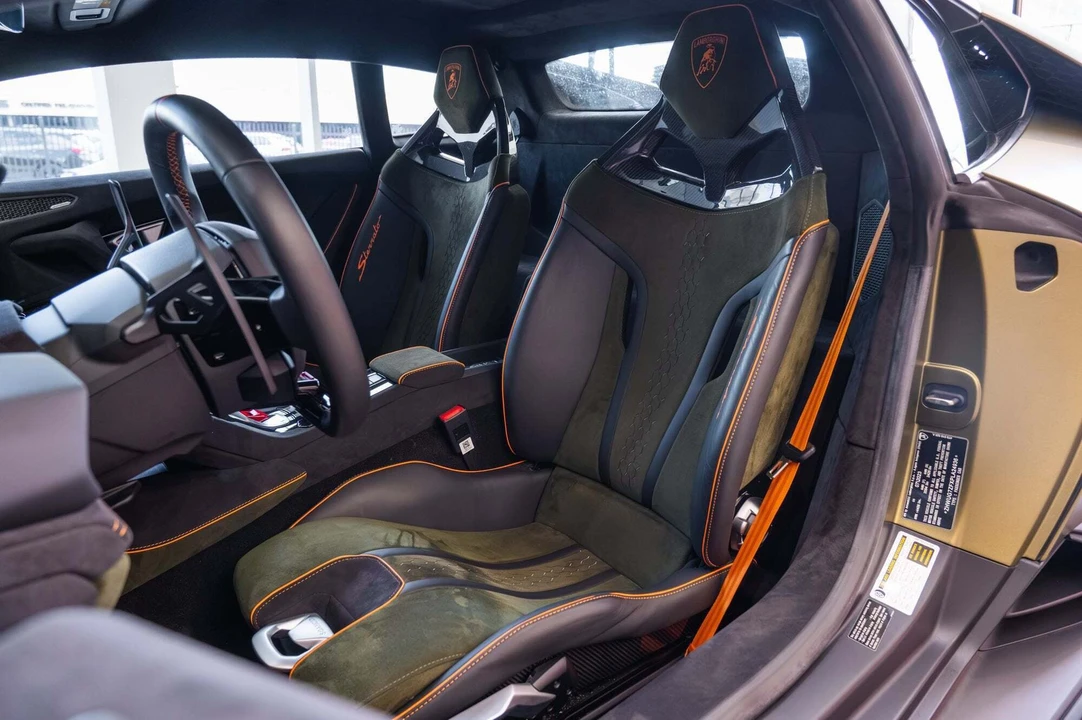 2023 Lamborghini Huracan Sterrato - Image 21 of 31