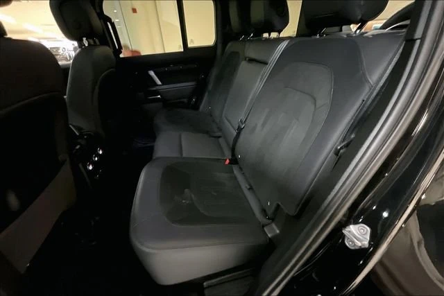 2023 Land Rover Defender L663 - Image 14 of 31