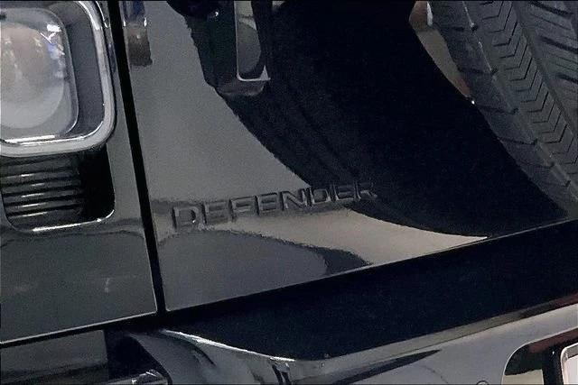 2023 Land Rover Defender L663 - Image 27 of 31