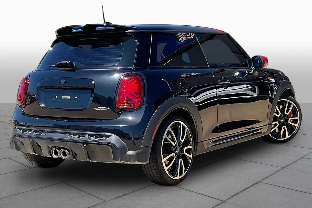 2023 Mini Mini John Cooper Works 3rd Gen - Image 14 of 31