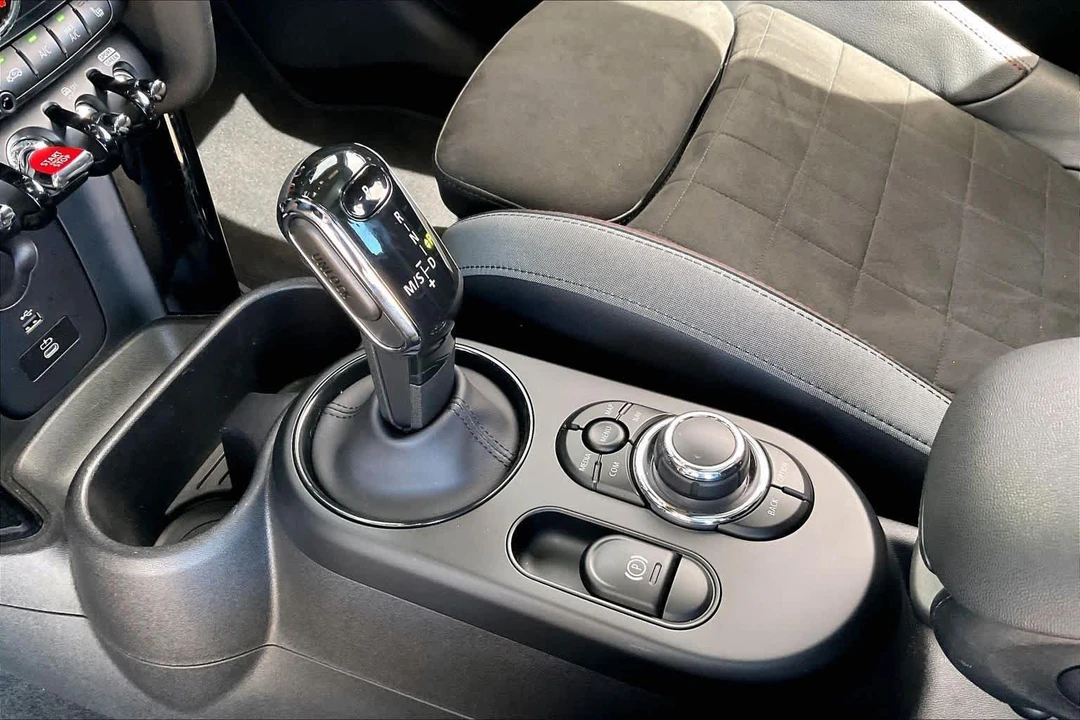 2023 Mini Mini John Cooper Works 3rd Gen - Image 17 of 31