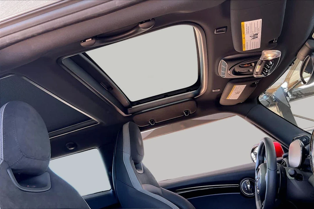 2023 Mini Mini John Cooper Works 3rd Gen - Image 15 of 31