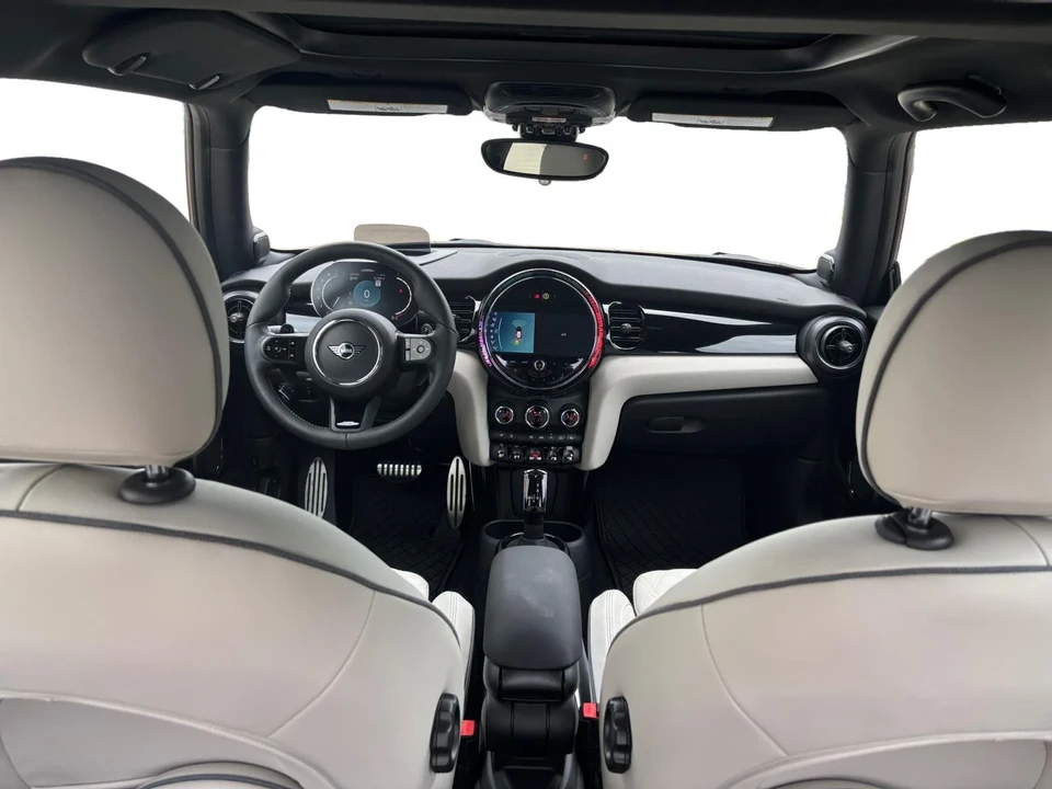 2023 Mini Mini John Cooper Works 3rd Gen - Image 15 of 31