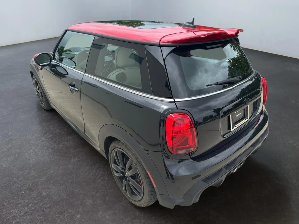 2023 Mini Mini John Cooper Works 3rd Gen - Image 17 of 31
