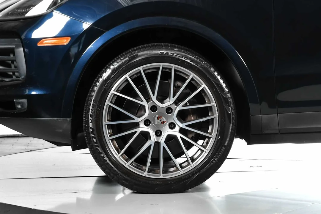 2023 Porsche 9Y0/9Y3 Cayenne - Image 11 of 23