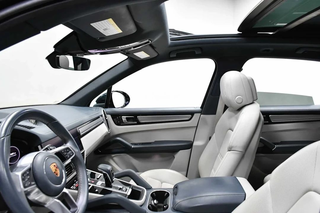 2023 Porsche 9Y0/9Y3 Cayenne - Image 12 of 23