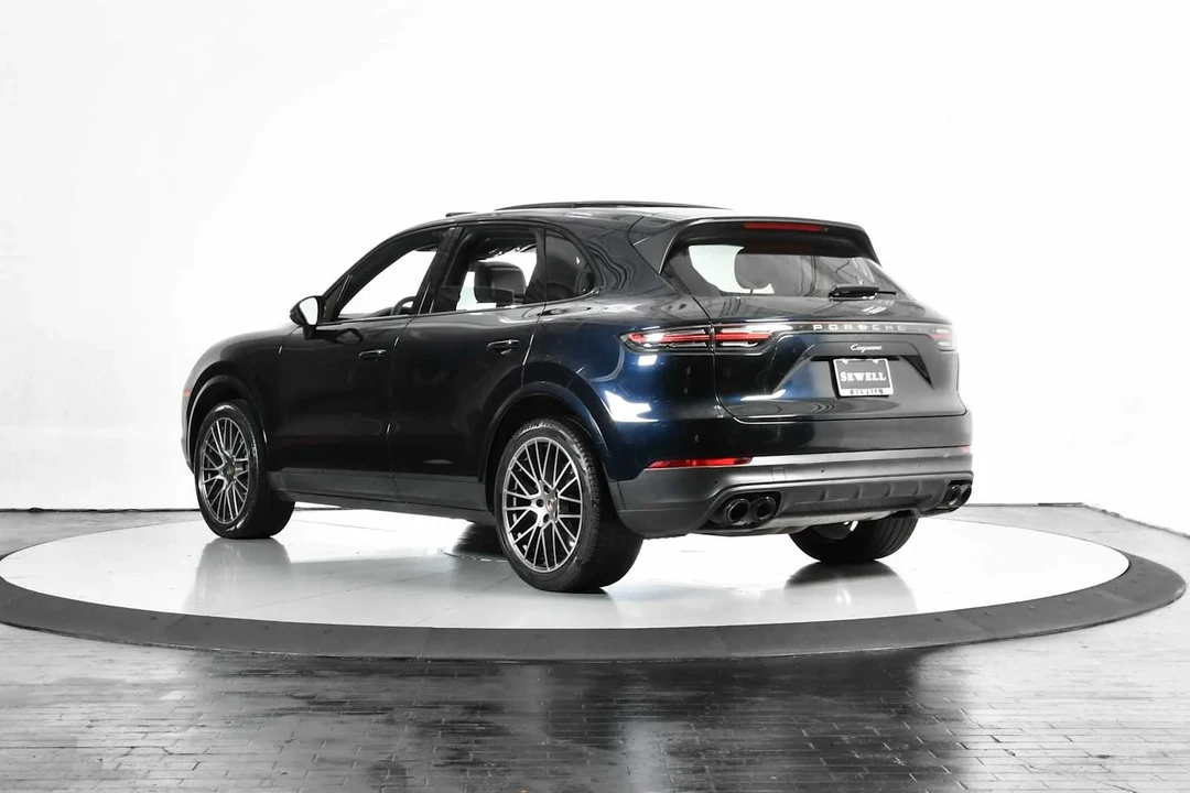 2023 Porsche 9Y0/9Y3 Cayenne - Image 4 of 23