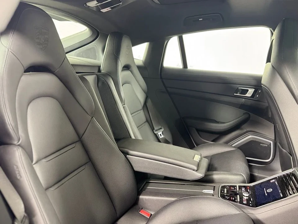 2023 Porsche 971 Panamera - Image 27 of 30
