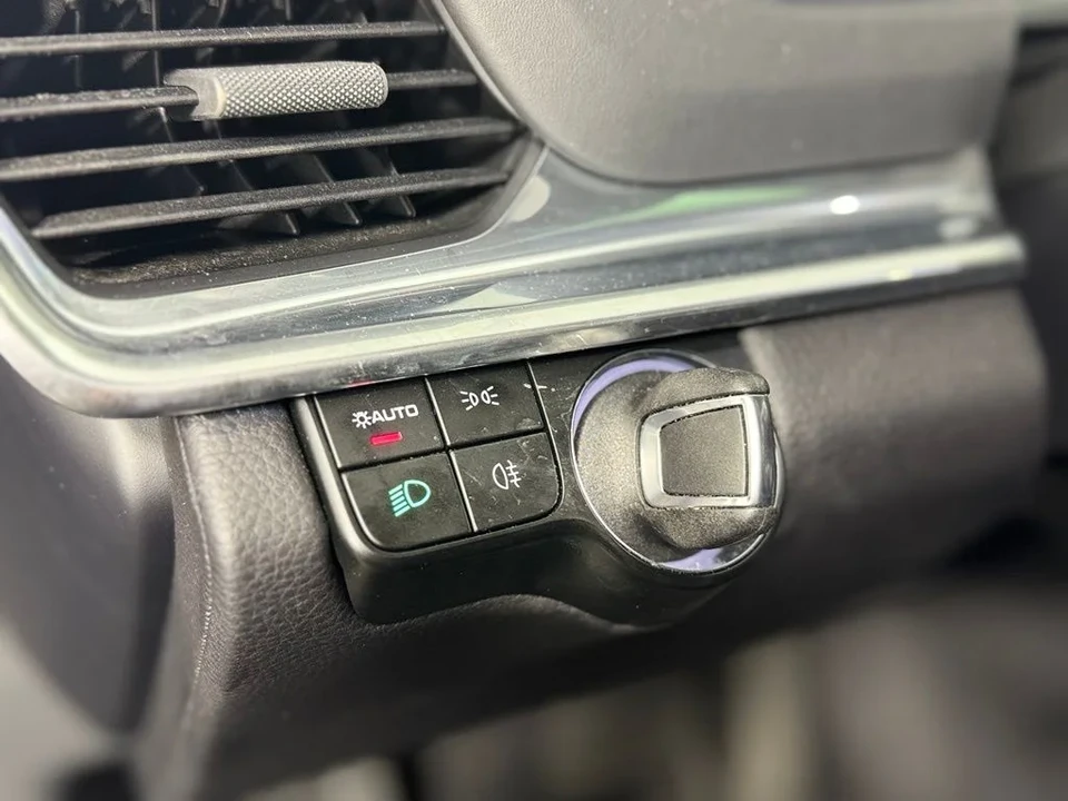 2023 Porsche 971 Panamera - Image 14 of 30