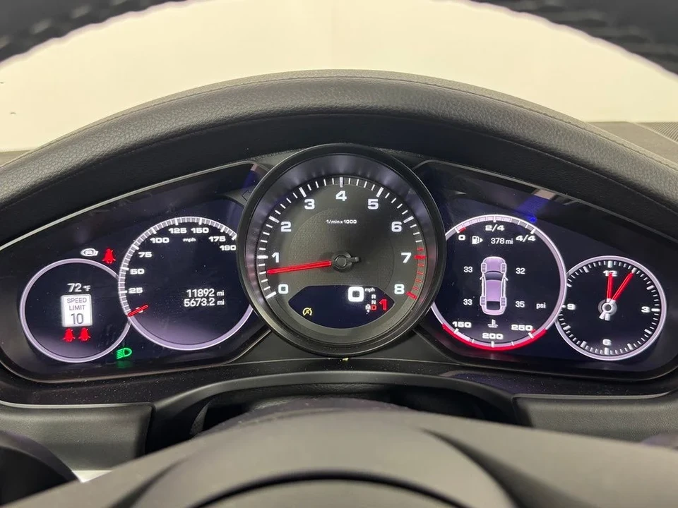 2023 Porsche 971 Panamera - Image 19 of 30