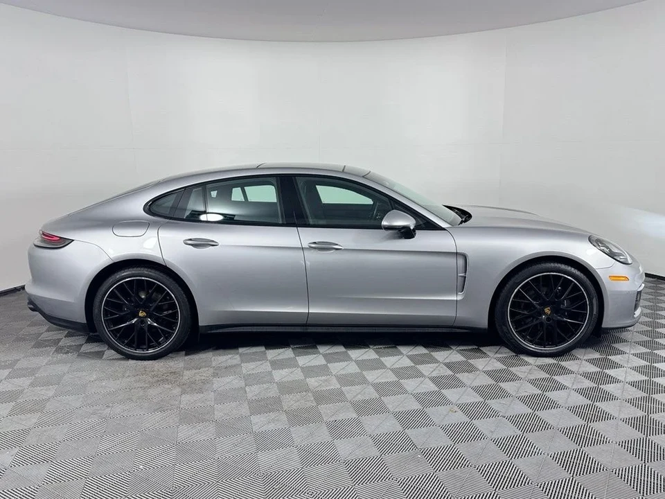 2023 Porsche 971 Panamera - Image 4 of 30