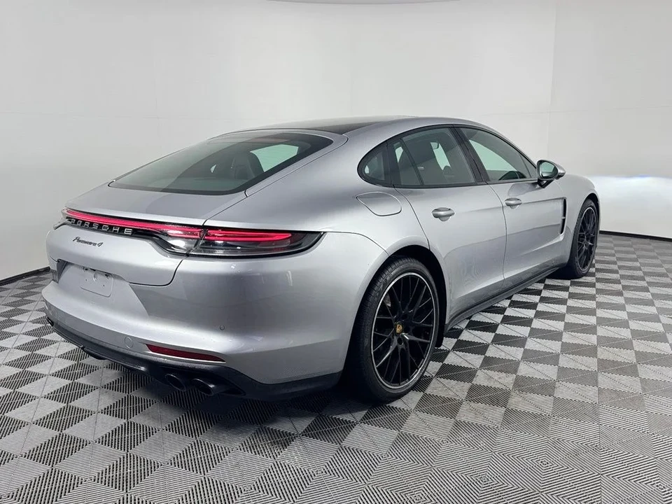 2023 Porsche 971 Panamera - Image 5 of 30