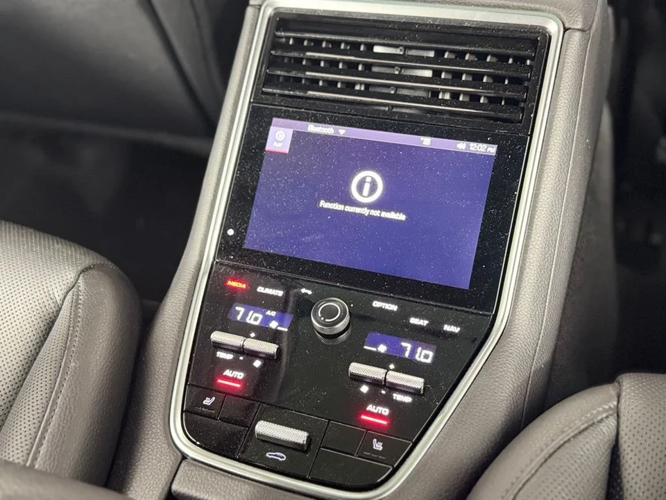 2023 Porsche 971 Panamera - Image 26 of 30